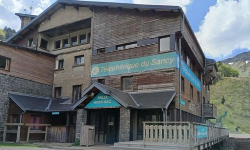 Salle hors-sac du Téléphérique du Sancy