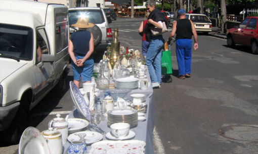 Brocante, vide-greniers et collections