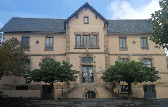 Salle Pont du Castanié Commune de Moyrazès