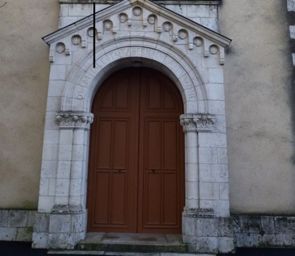patrimoine-la-ferte-saint-aubin-eglise-st-michel-porche