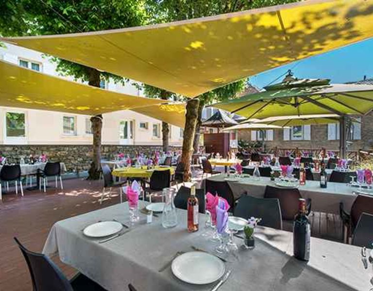 L'OUSTAL PONT-LES-BAINS, 