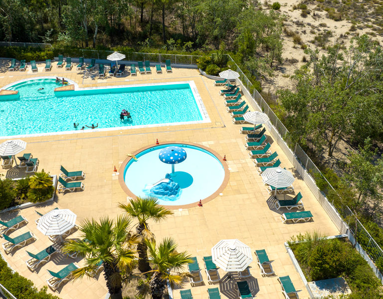 Azureva vue piscine, 