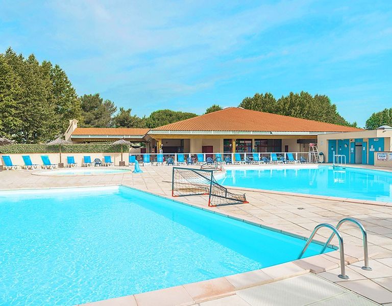 Azureva piscine, 